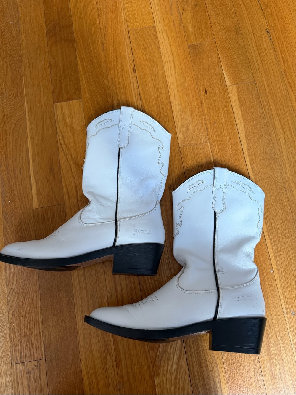 White Western Heeled Cowboy Boots